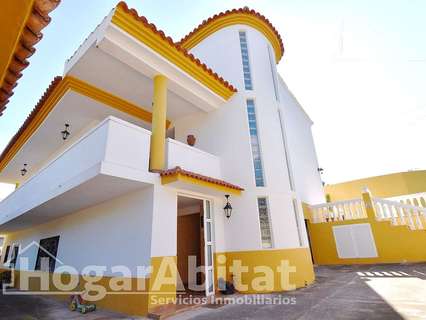 Chalet en venta en Onda