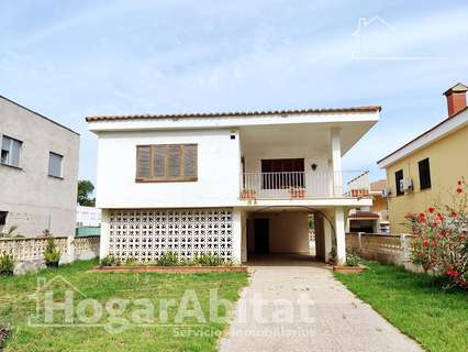 Chalet en venta en Nules