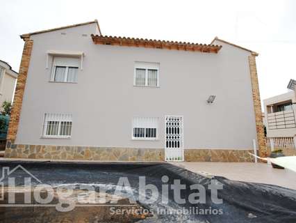 Chalet en venta en Oliva