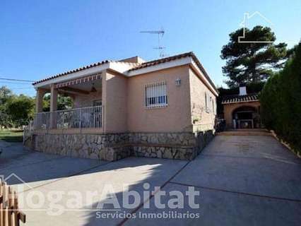 Chalet en venta en Chiva