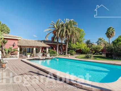 Chalet en venta en La Pobla de Vallbona