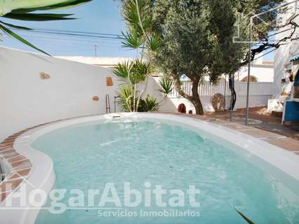 Casa en venta en Oliva