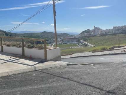 Parcela urbana en venta en Alozaina