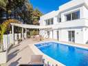 Villa en venta en Mijas
