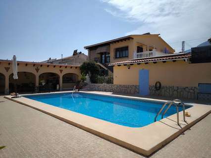 Villa en venta en La Nucía rebajada