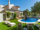 Villa en venta en Altea
