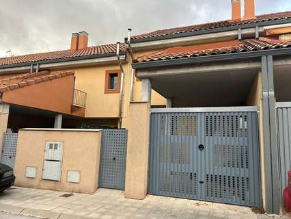 Chalet en venta en Pioz
