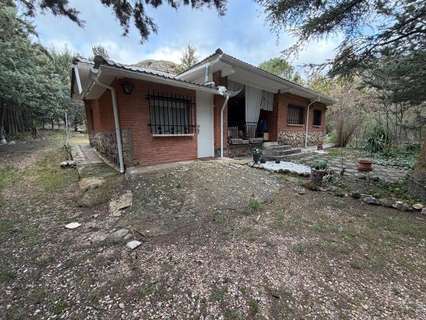 Chalet en venta en Hontoba