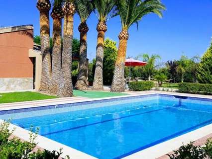 Chalet en venta en Novelda