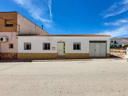 Casa en venta en Chirivel, rebajada