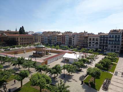 Piso en venta en Pamplona/Iruña