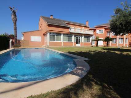 Villa en venta en Paterna zona Cruz de Gracia, rebajada