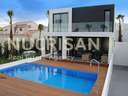 Villa en venta en Elche/Elx zona La Marina
