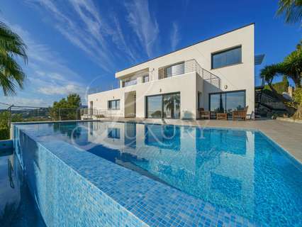 Villa en alquiler en Santa Susanna