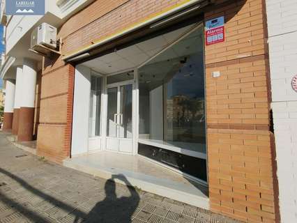 Local comercial en alquiler en Dos Hermanas zona Montequinto