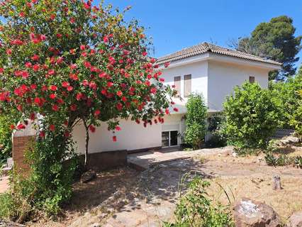 Casa en venta en Castellví de Rosanes