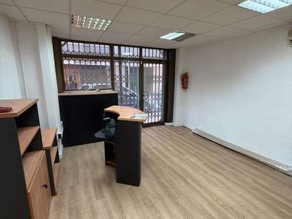 Local comercial en venta en Esplugues de Llobregat