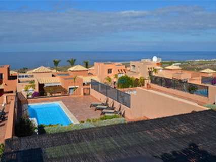 Villa en venta en Adeje zona La Caleta, rebajada