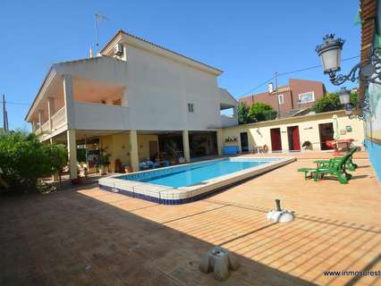 Chalet en venta en Jacarilla