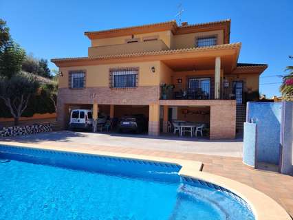 Chalet en venta en La Pobla de Vallbona rebajado