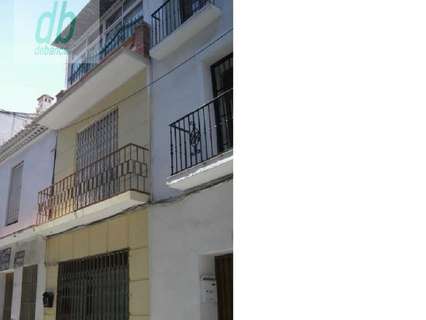 Casa rústica en venta en Vélez-Málaga, rebajada