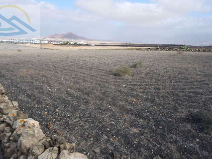 Parcela en venta en Teguise zona Muñique
