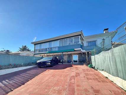 Villa en venta en Las Rozas de Madrid zona Las Matas, rebajada