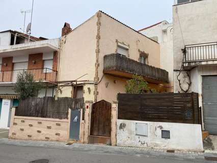 Edificio en venta en Castelldefels