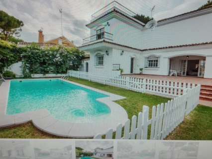 Villa en venta en El Puerto de Santa María, rebajada