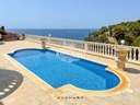 Villa en venta en Lloret de Mar zona CALA CANYELLES rebajada