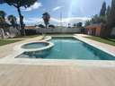 Chalet en venta en Chiclana de la Frontera