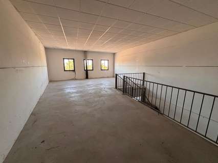 Nave industrial en venta en Puente Genil