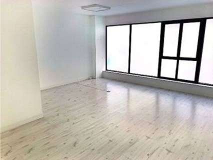 Oficina en venta en Ourense