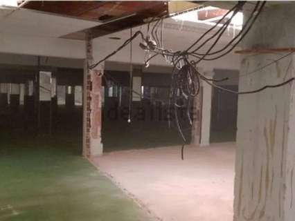 Local comercial en venta en Tomelloso