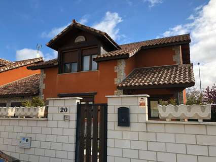Chalet en venta en Grijota