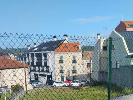 Parcela rústica en venta en Oleiros