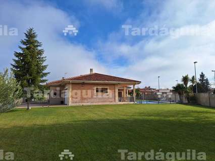 Chalet en venta en Villamayor