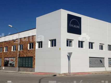 Nave industrial en venta en Villares de la Reina
