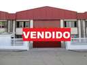 Nave industrial en venta en Villares de la Reina