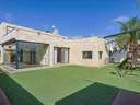 Chalet en venta en Carmona