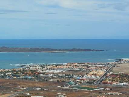 Parcela urbana en venta en La Oliva zona Corralejo