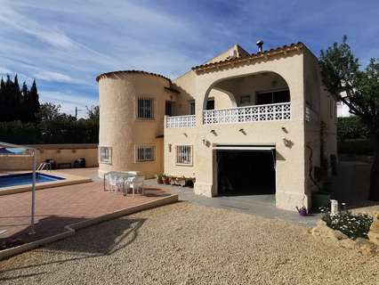 Villa en venta en L'Alfàs del Pi, rebajada