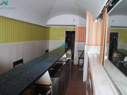 Local comercial en venta en Laredo rebajado