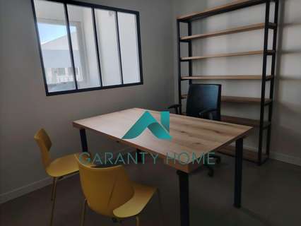 Oficina en alquiler en Lucena