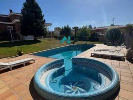Chalet en venta en Móstoles