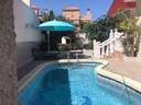 Villa en venta en Torrevieja zona Playa de Los Locos