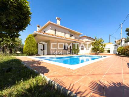 Chalet en venta en Cubelles rebajado