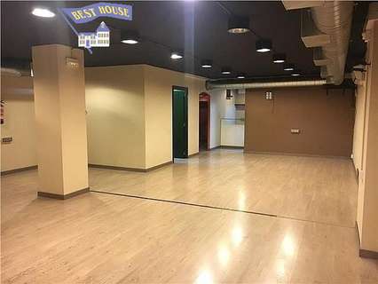 Local comercial en alquiler en Sant Cugat del Vallès