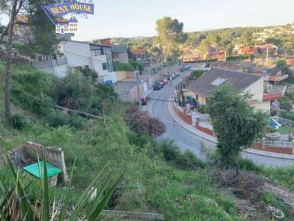 Parcela urbana en venta en Rubí