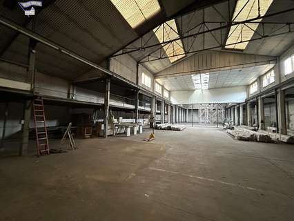Nave industrial en venta en Ripollet